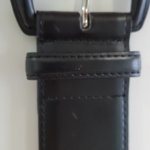 Halogen stretch belt (Faux Leather Stretch Belt) - Picture 4 of 4